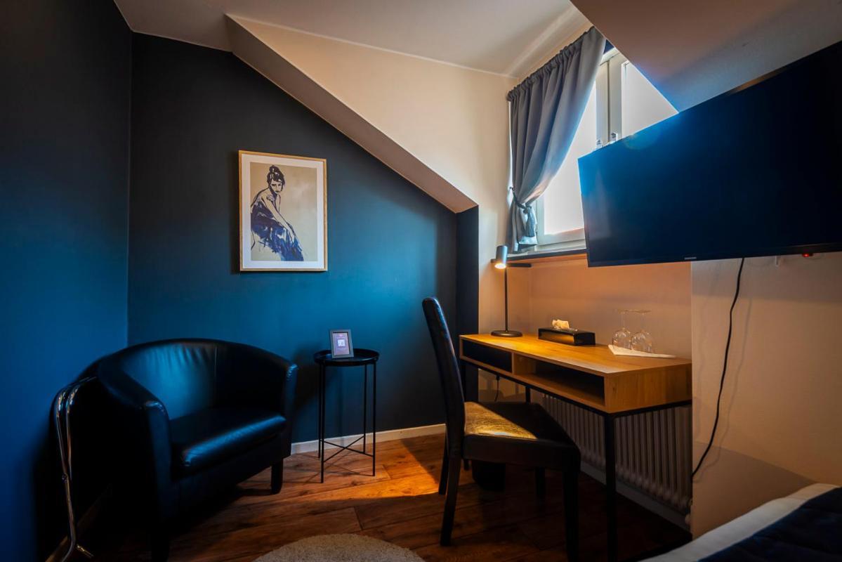 Hotell Aqva Restaurang & Bar Ett Biosfaerhotell Med Fokus Pa Hallbarhet Mariestad Exterior foto